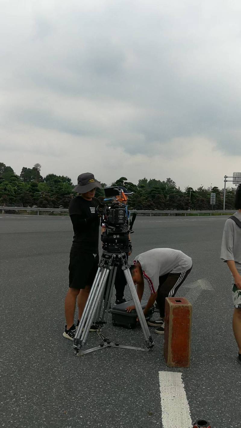 石峰区TVC拍摄公司：唤醒集体记忆，构建跨代际沟通桥梁